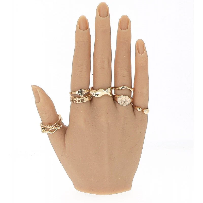 Elegant rings