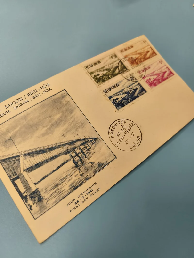 Ancienne enveloppe FDC Vietnam 1961 timbres pont Saigon Bien Hoa vintage