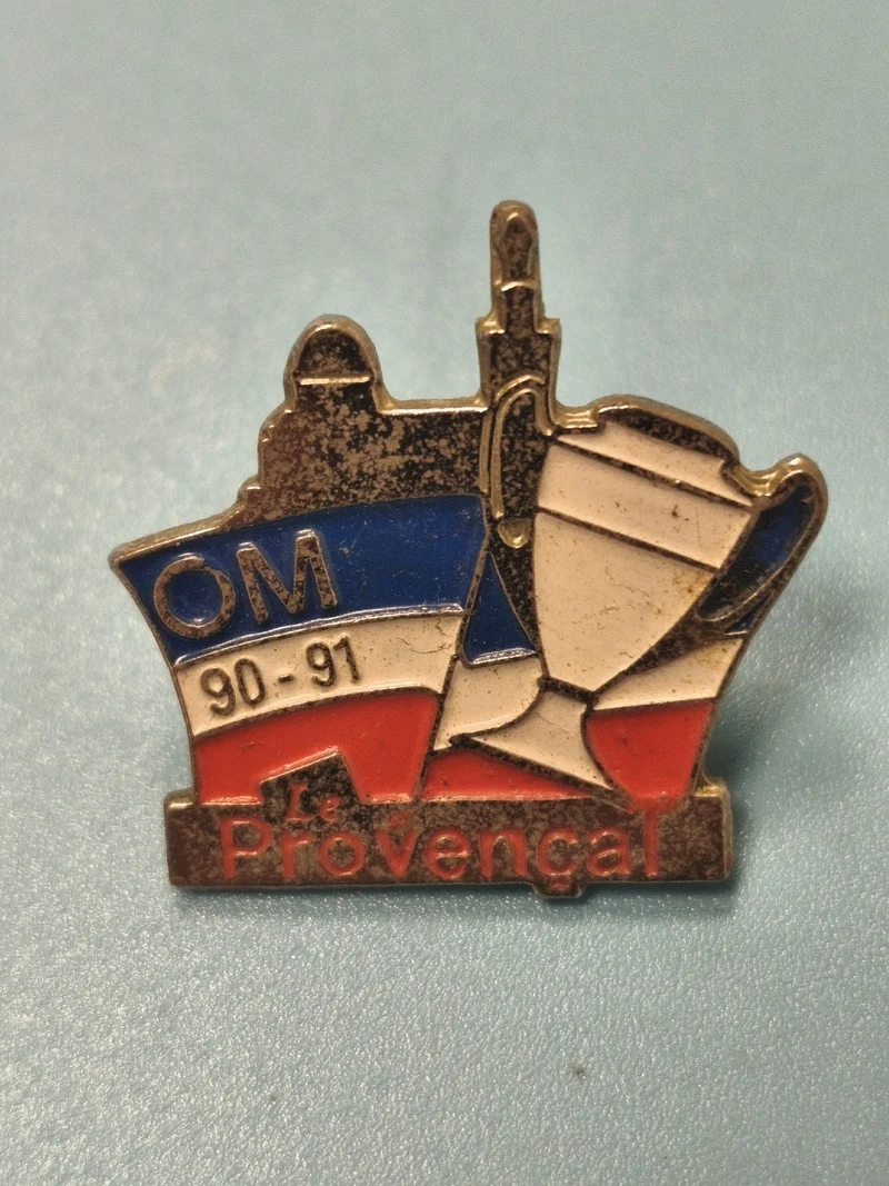 Vintage pin's Le Provençal OM 90-91 coupe football tricolore ancien collector