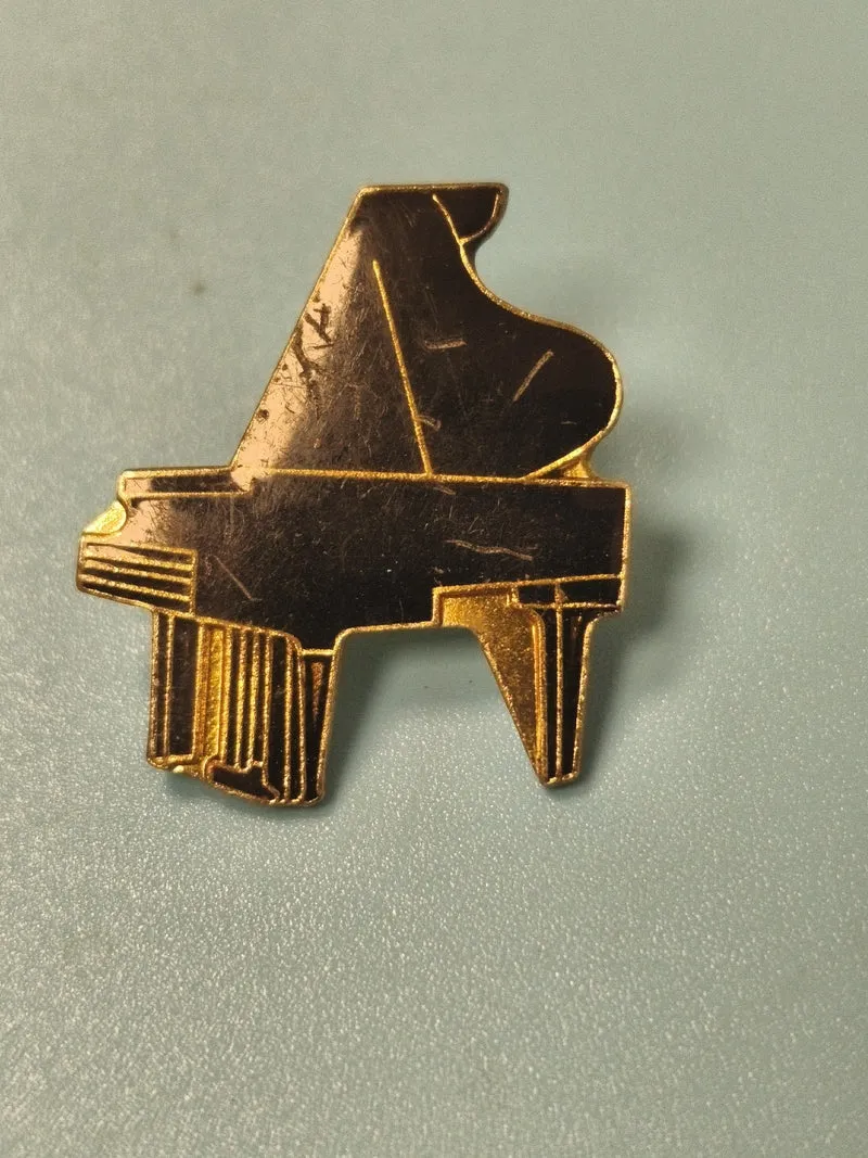 Vintage pin's piano doré, broche ancienne forme instrument musique collection