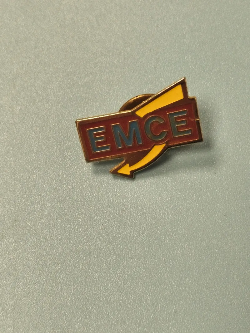 Vintage pin's EMCE ancien, émaillé, flèche jaune, collection rétro