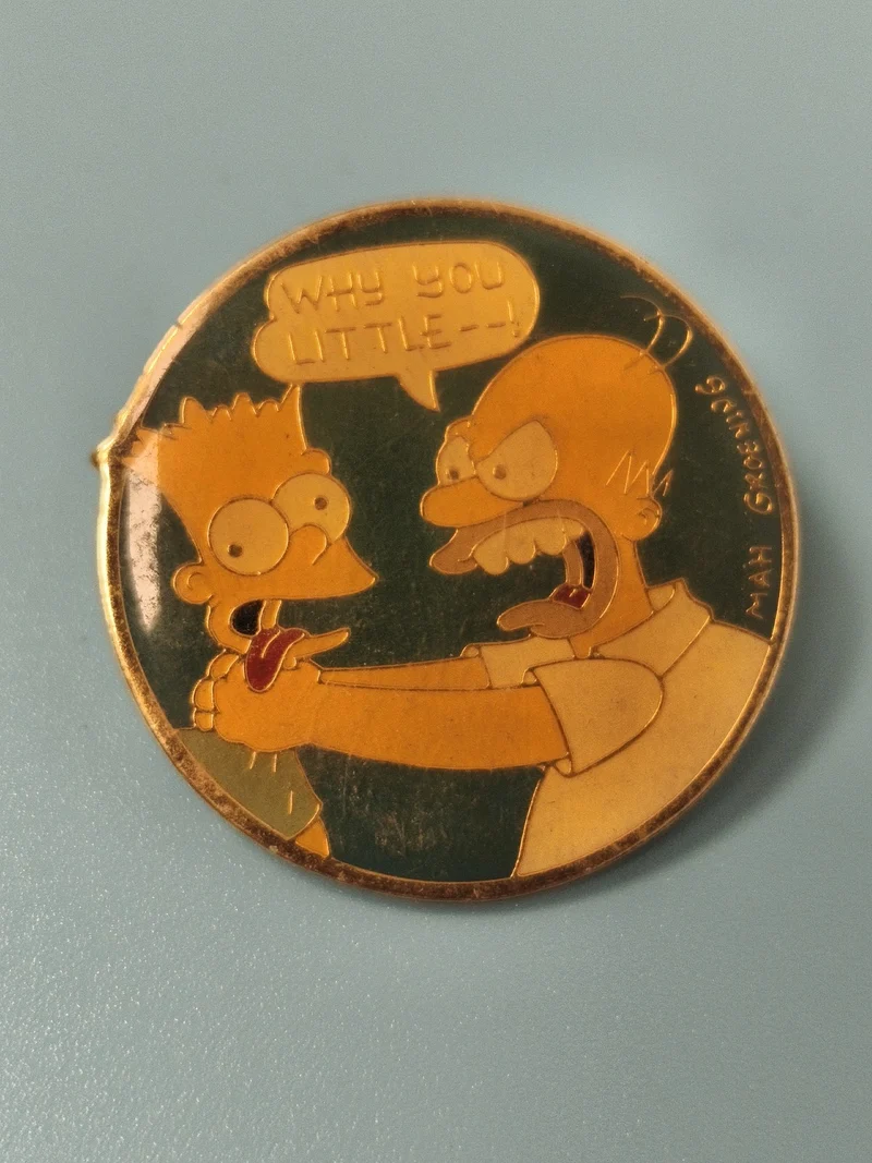 Vintage pin's Les Simpsons rond Homer Bart collection animation rétro