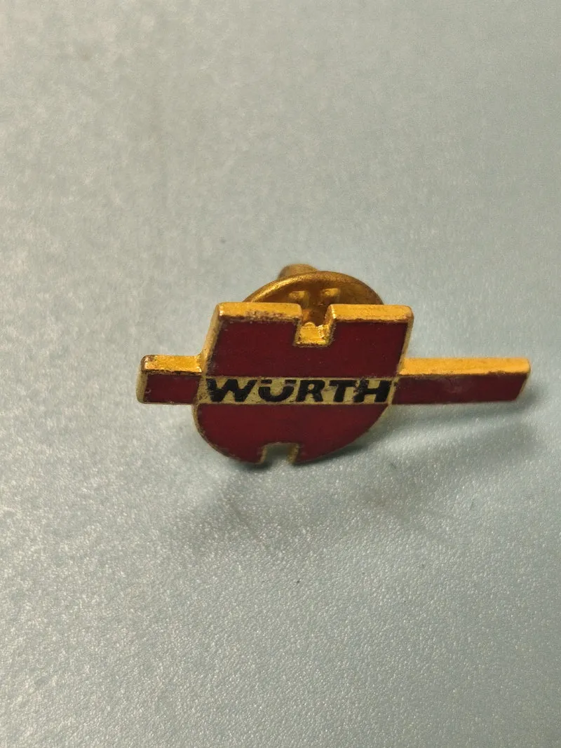 Vintage pin's Wurth rouge logo ancien collection badge publicitaire