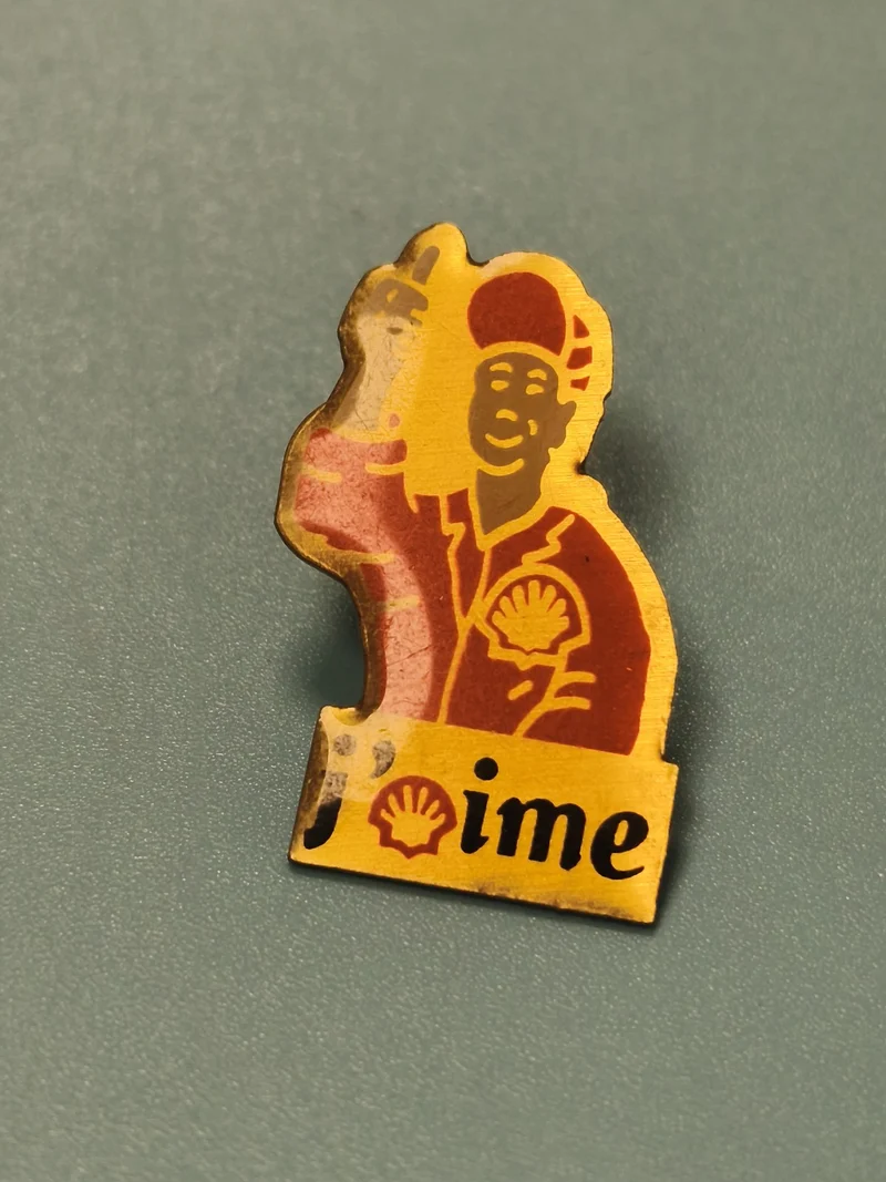 Vintage pin's Shell jaune rouge personnage, publicitaire ancien collection (Ref
