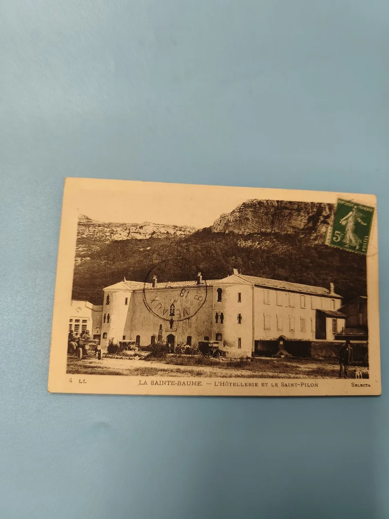Ancienne carte postale animée La Sainte-Baume hôtelier, timbre 5c, vintage