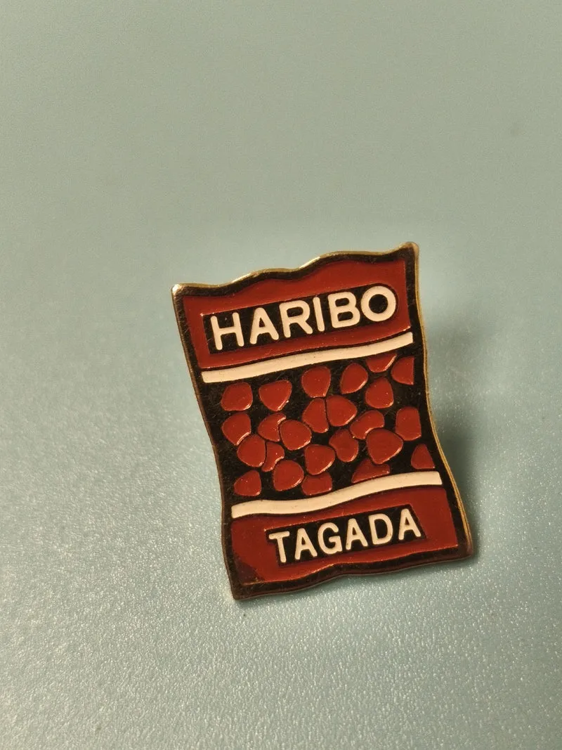 Vintage pin's Haribo Tagada ancien ? Émail rouge, collection sucreries, rare