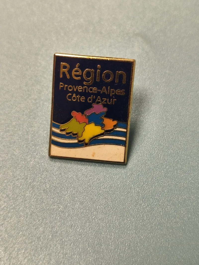 Pin's vintage Région PACA Provence-Alpes Côte d'Azur, carte colorée, collection