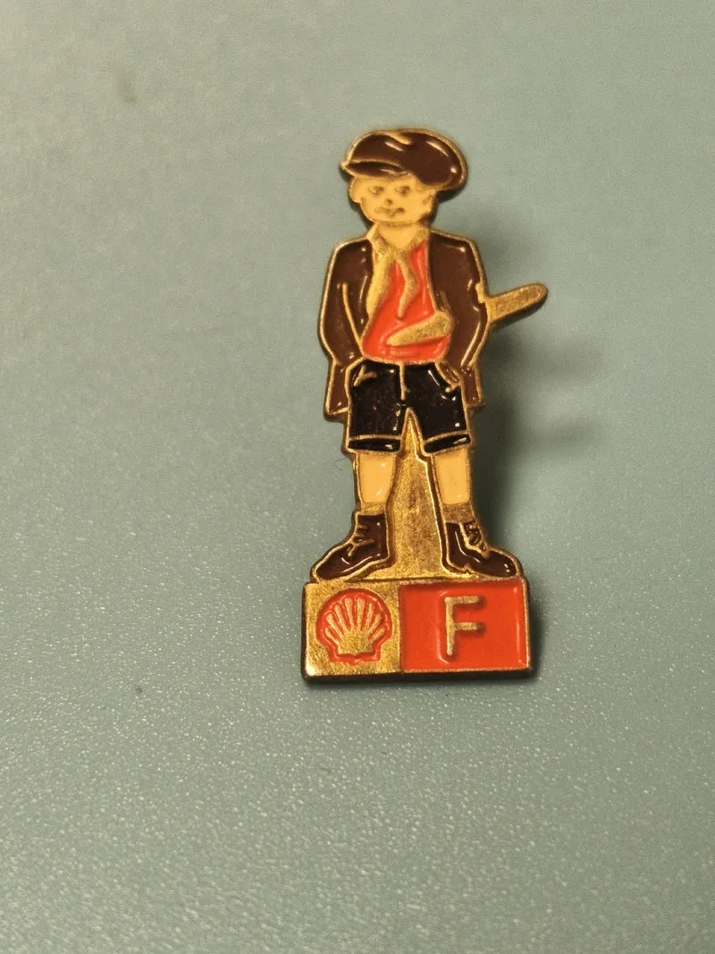 Pin's vintage Shell garçon émaillé collection, logo F, années 80-90