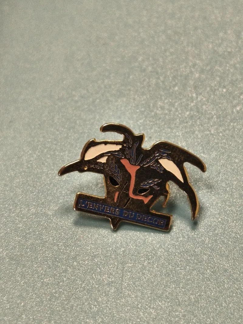 Pin's vintage L'envers du décor masque théâtre émaillé collection (Ref 13)