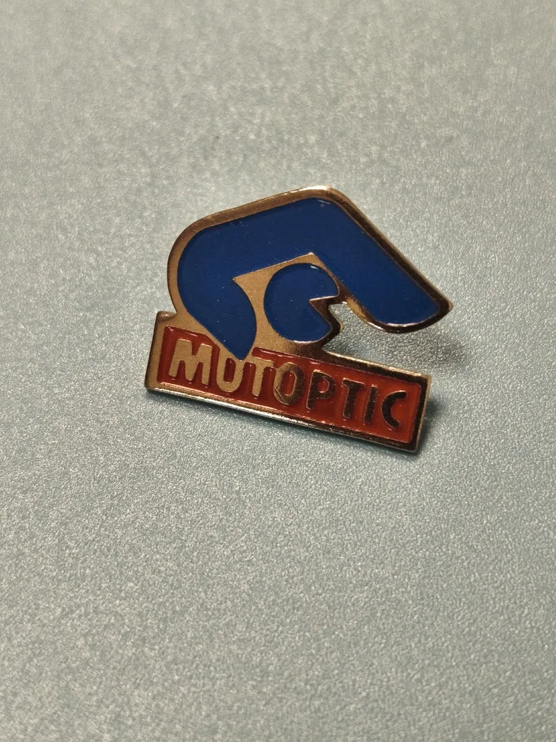 Vintage pin's Mutoptic bleu rouge main publicitaire collection (Ref 14)