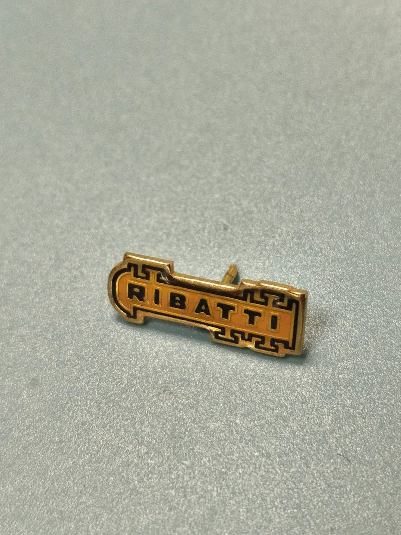 Vintage pin's publicitaire Ribatti émaillé jaune noir collection (Ref 14)