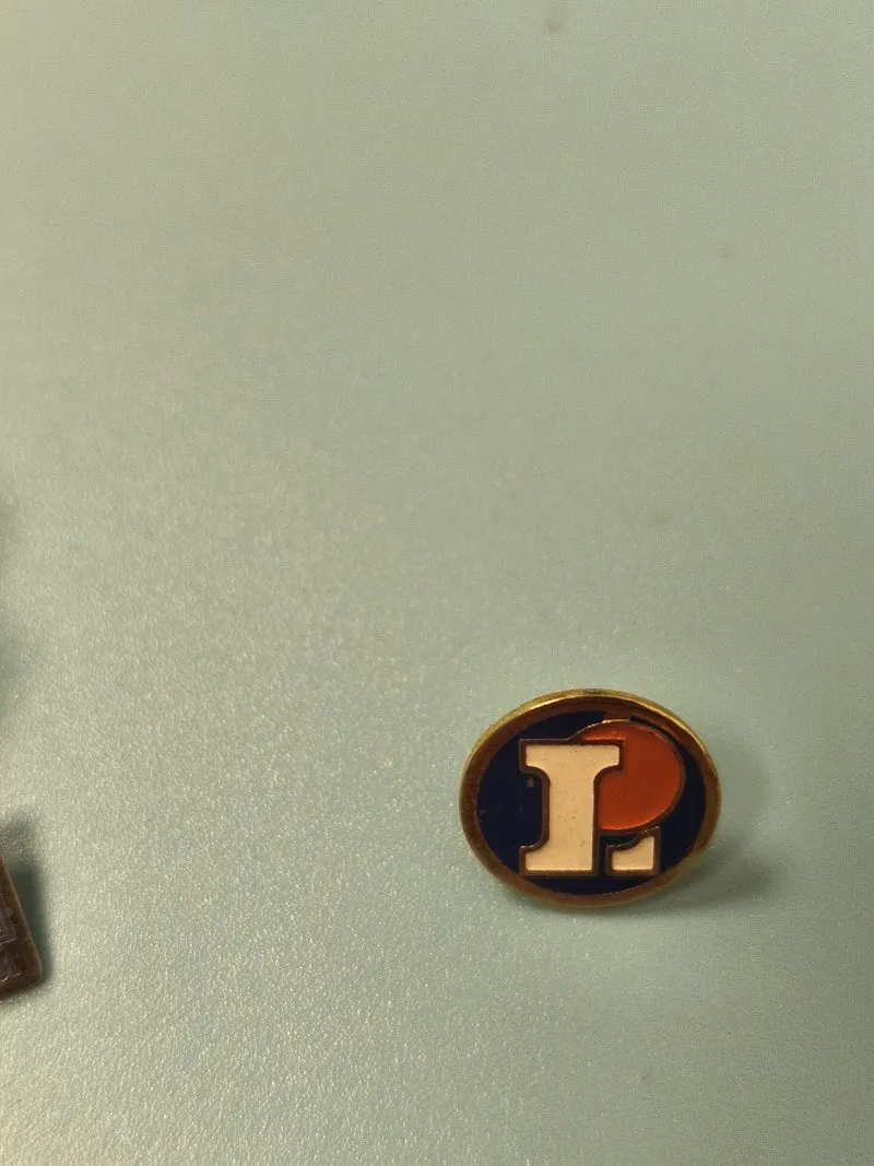 Vintage pin's Leclerc ancien logo rond bleu blanc orange collection Ref 14