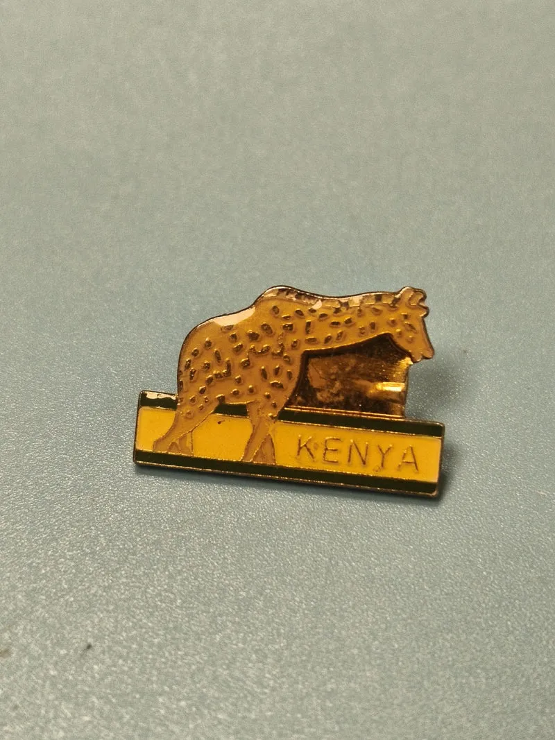 Vintage pin's Kenya guépard doré émaillé, collection safari, années 80-90