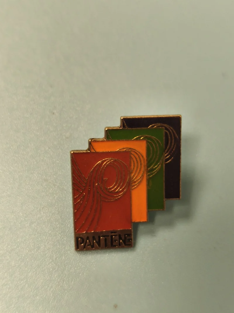 Vintage pin's Pantene logo coloré collection années 80-90 rare