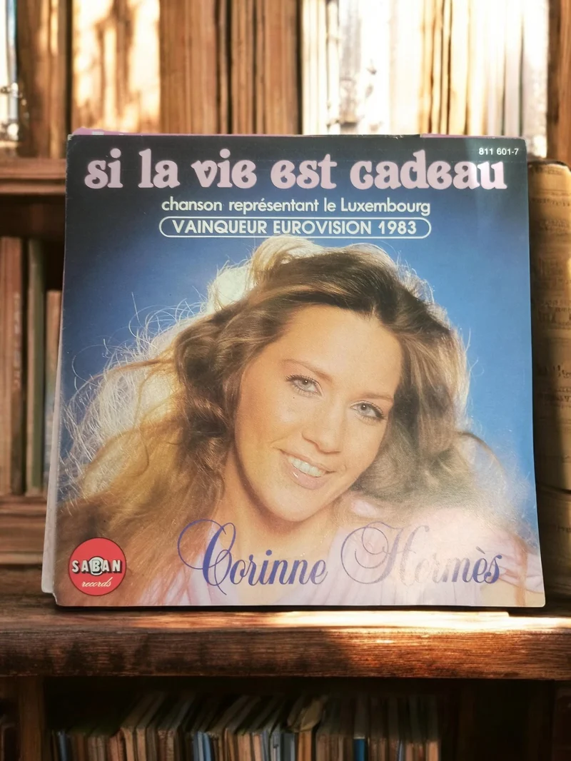 Vinyle 45 tours Corinne Hermès Si la vie est cadeau Eurovision 1983 vintage