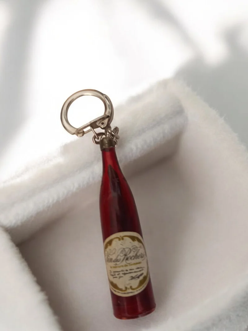 Porte-clés vintage ancien bouteille vin publicitaire rétro collection rare