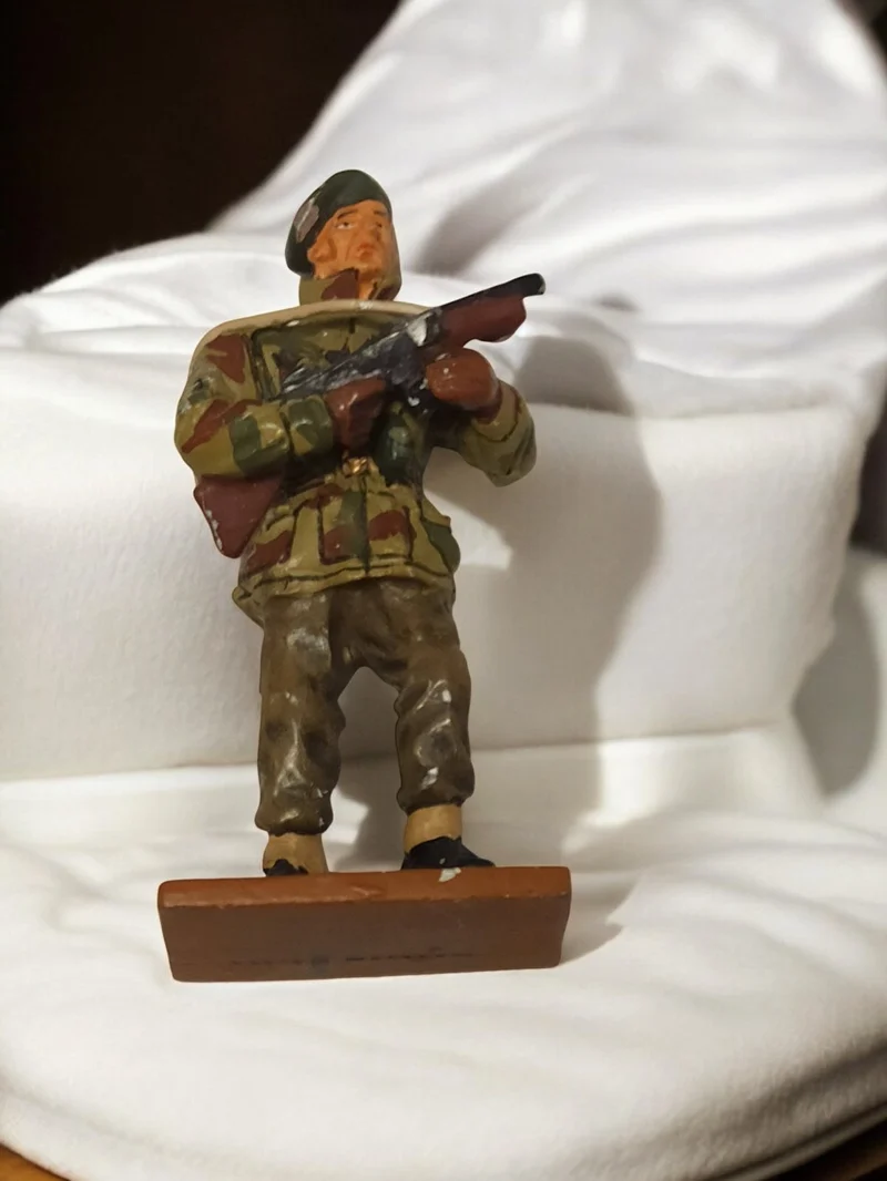 Figurine soldat plomb Del Prado vintage militaire uniforme camouflé ancien
