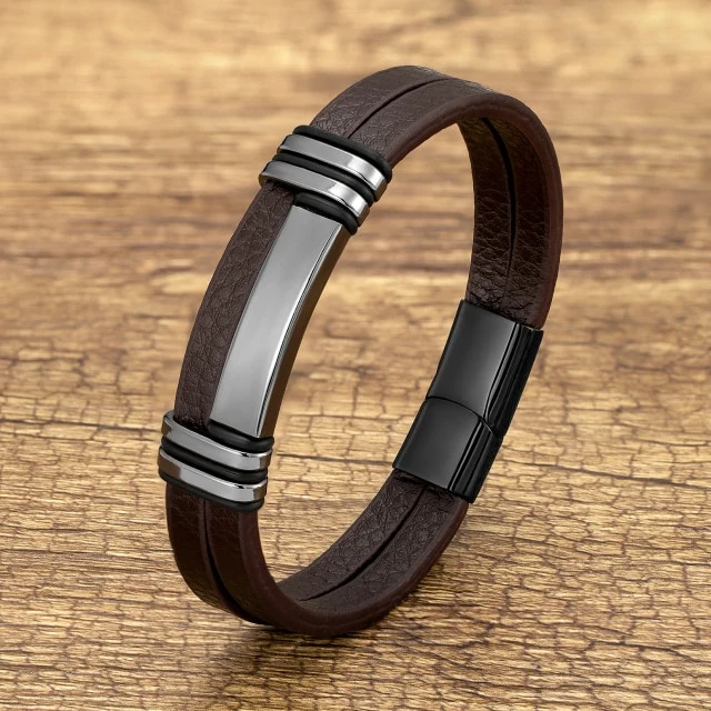 Bracelet cuir et plaque métal