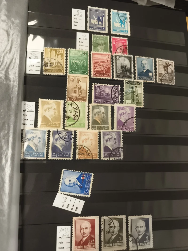 Timbres Turquie Poste lot x20 oblitérés thèmes architecture portraits animaux ph