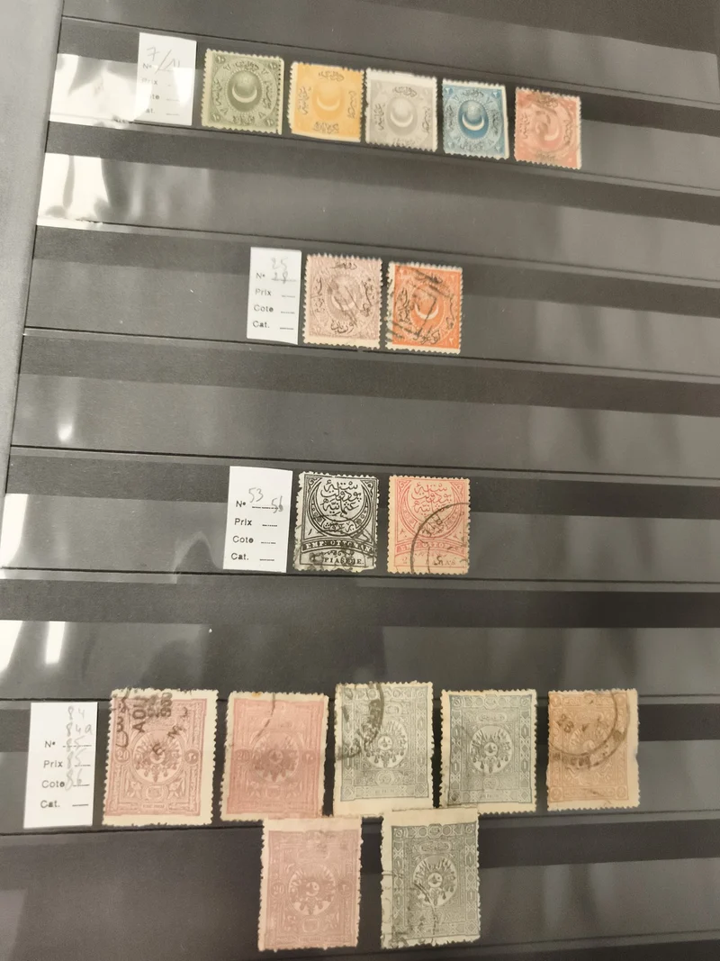 Timbres anciens Empire Ottoman obliterés, motifs croissant, lot philatélie Turqu