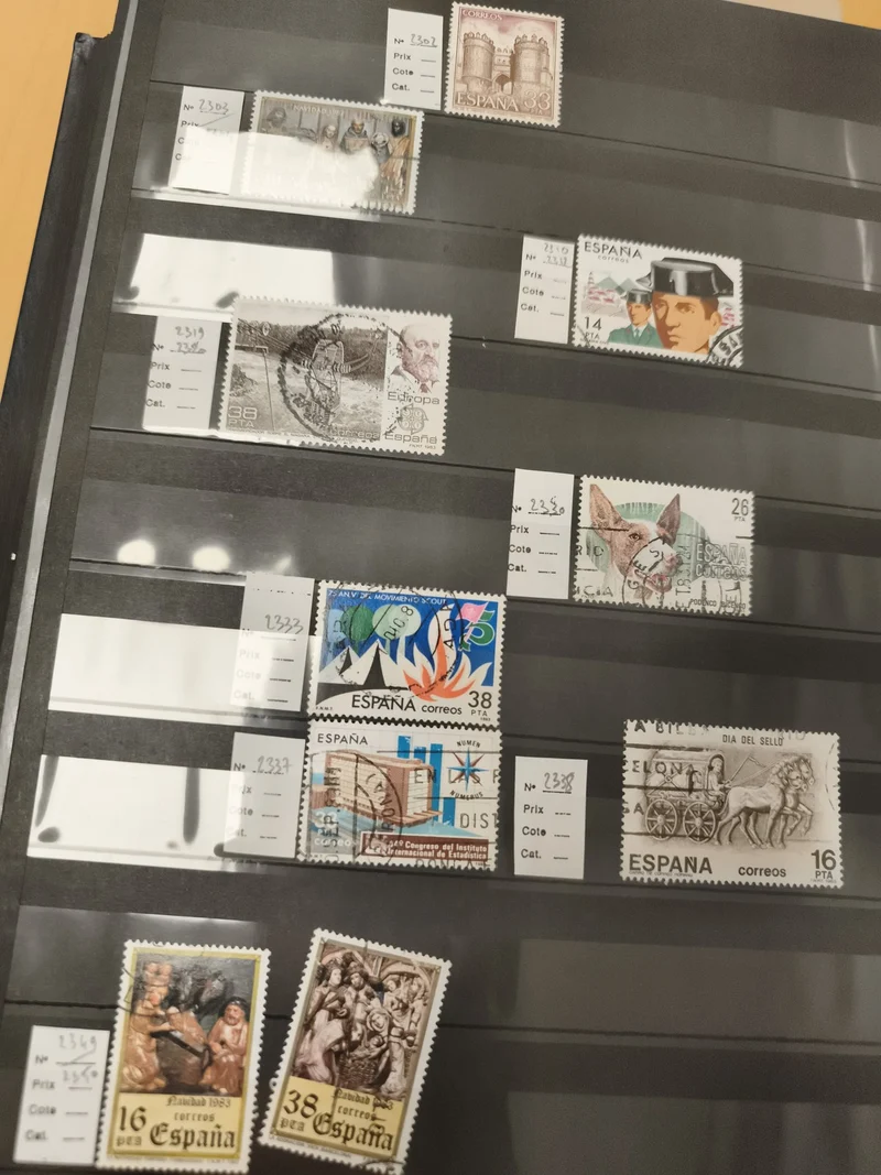 ** Lot timbres Espagne oblitérés thématiques architecture animaux Europa