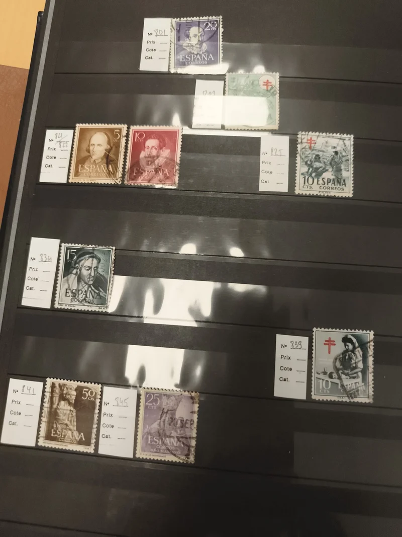 Timbres Espagne anciens lot x8, Franco, Croix-Rouge, divers motifs philatélie