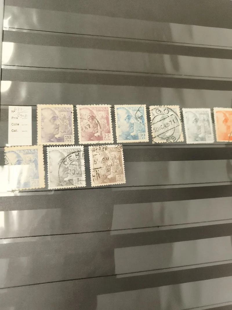Timbres Espagne oblitérés Franco série divers cts pesetas philatélie