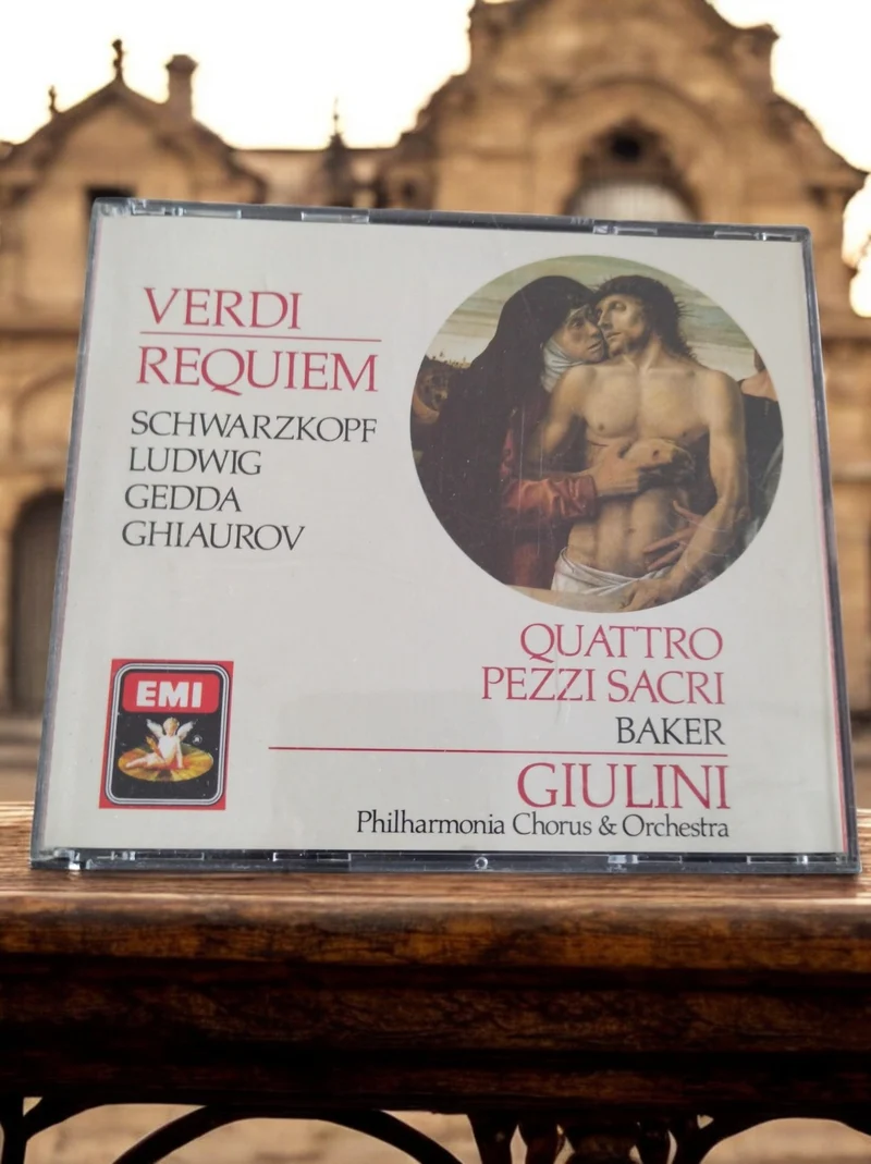 CD Verdi Requiem EMI Giulini Philharmonia Chorus Quattro Pezzi Sacri