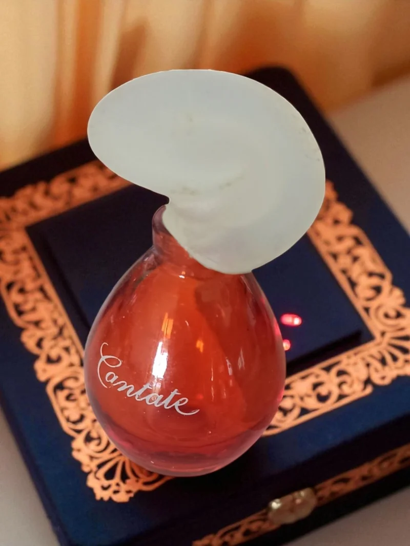 Miniature parfum vintage Cantate flacon rétro goutte bouchon coquillage