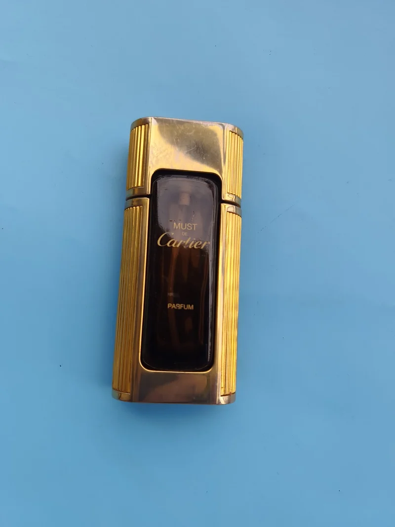 Flacon parfum ancien vide rétro collection décoration vintage objet parfumé