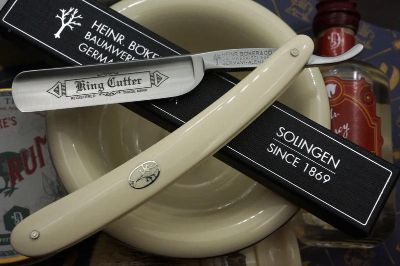 Boker "King Cutter" 5/8 Full Hollow Etched Blade - Preowned Solingen Straight Razor - Shave Ready