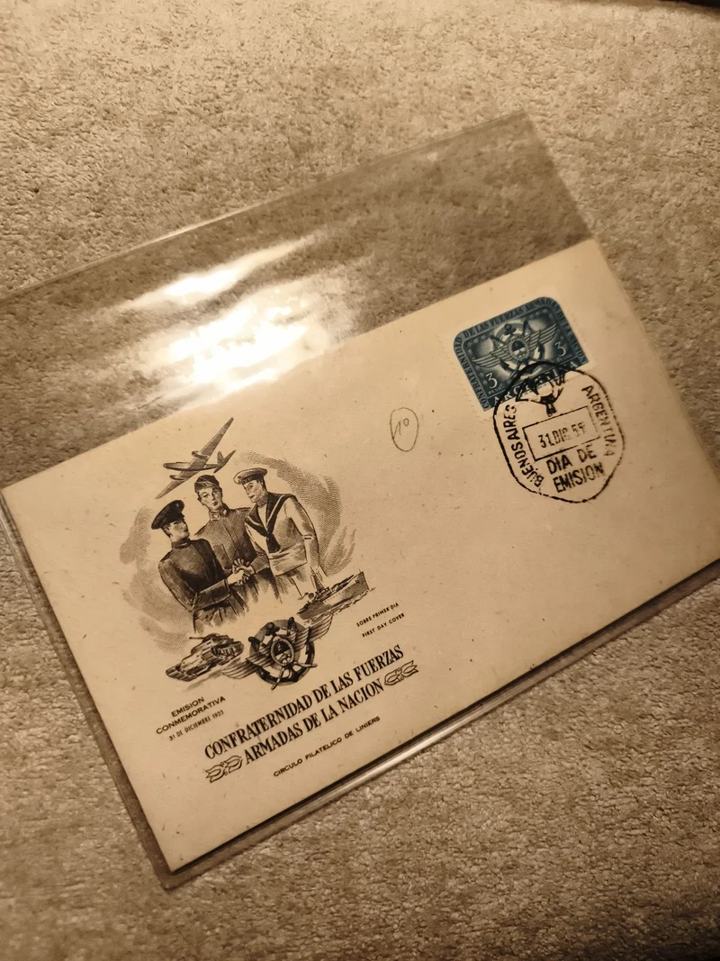 Carte commémorative Confraternidad Fuerzas Armadas timbre avion 1953 philatélie