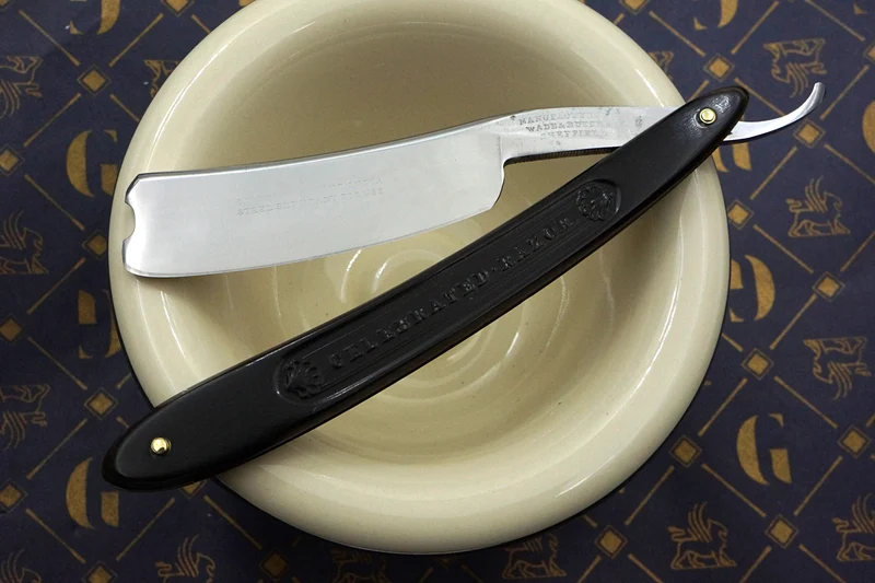 Wade & Butcher 13/16 Celebrated Fine India Steel with Original Pressed Horn Scales Sheffield Straight Razor - Shave Ready\