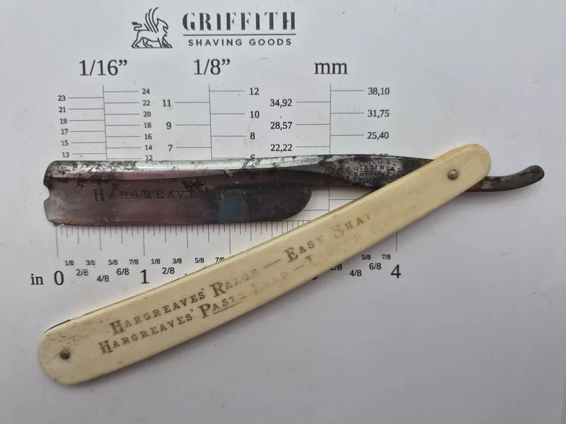 Vintage Hargreaves Sheffield Razor for Restoration
