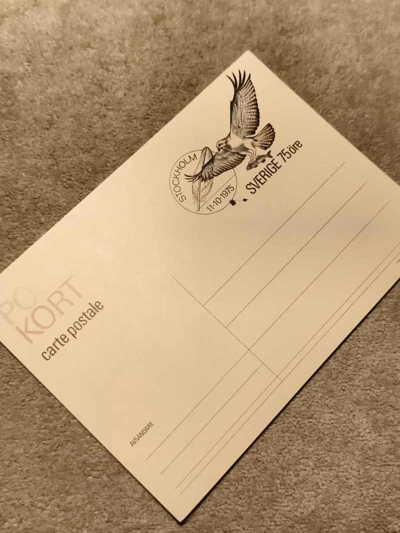 Carte postale Suède 15 öre oblitérée 1975 oiseau Stockholm philatélie (Ref 27)