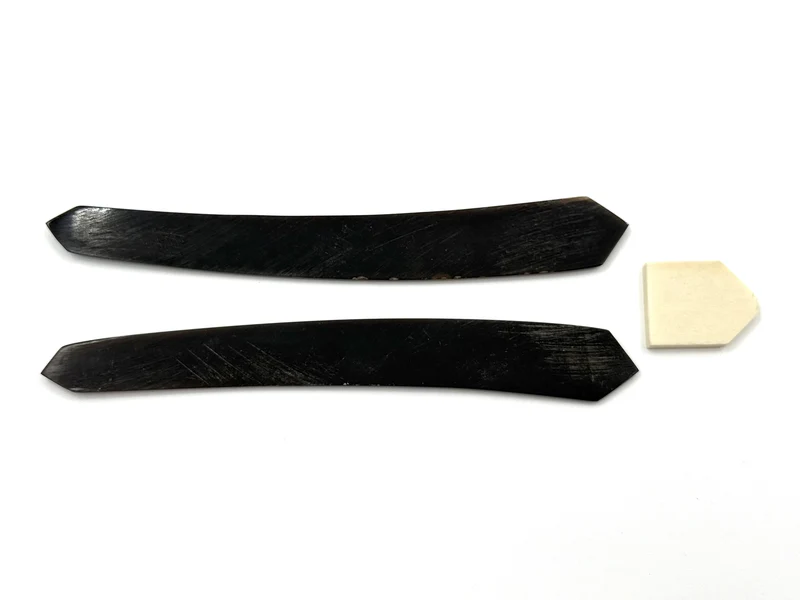 Straight Razor Scales for 5/8-6/8 Blades - Black/Brown Buffalo Horn with Angled Ends - One Pair/Set