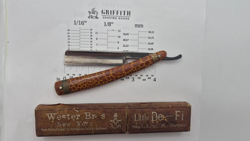 Vintage Wester Bros. Little De-Fi German Razor for Restoration