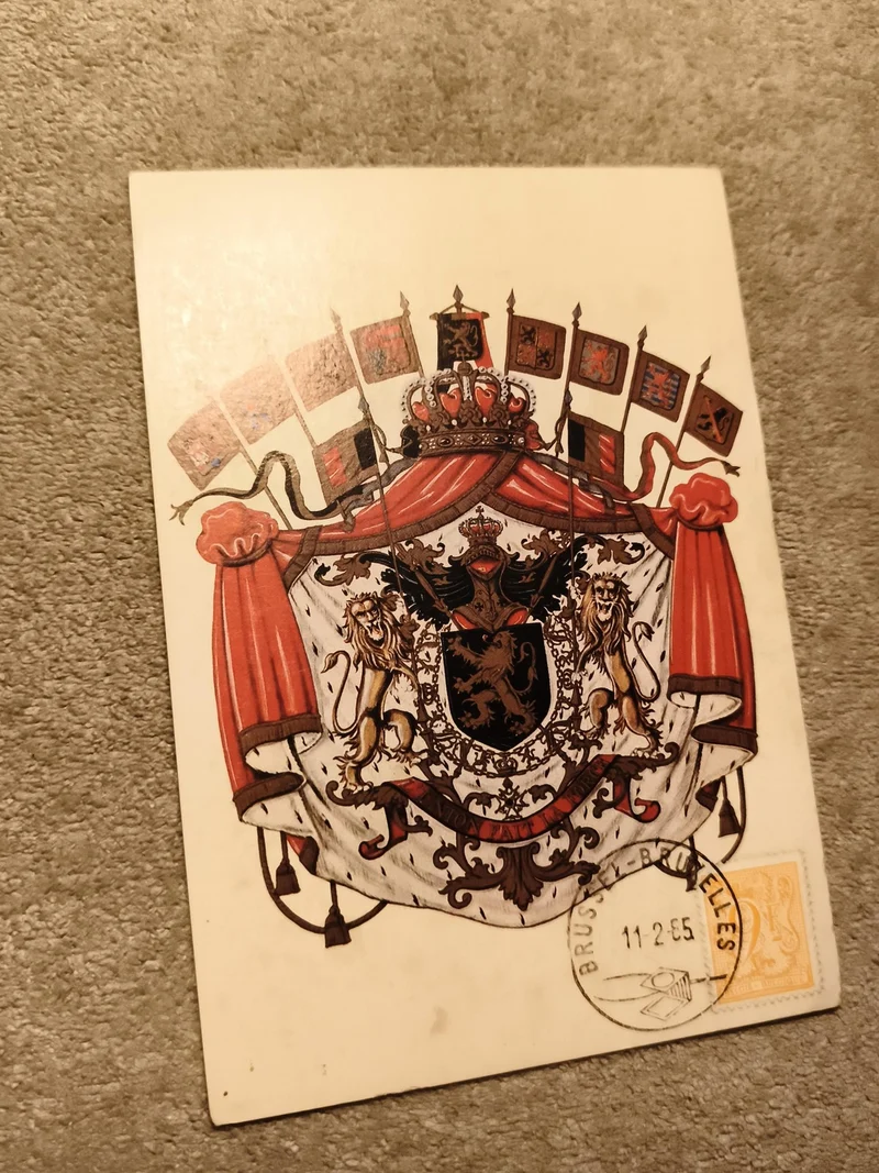 Carte postale Belgique blason royal héraldique timbre oblitéré Bruxelles philaté