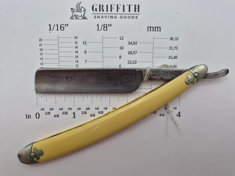 Vintage Novelty Cutlery Co. American Razor for Restoration