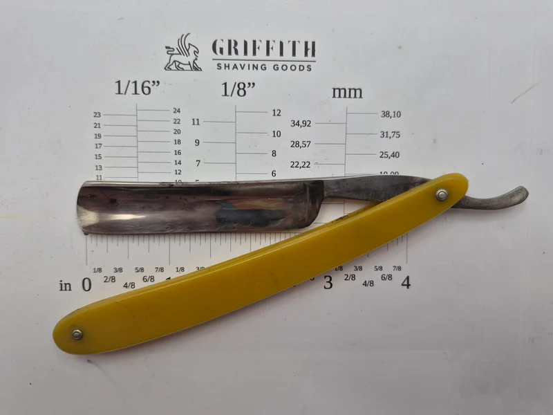 Vintage Carrier Cutlery Co. Razor for Restoration