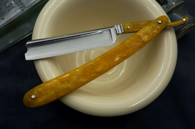 Robeson Full Hollow 5/8 Fancy Blade & Scales - Restored USA Straight Razor - Shave Ready