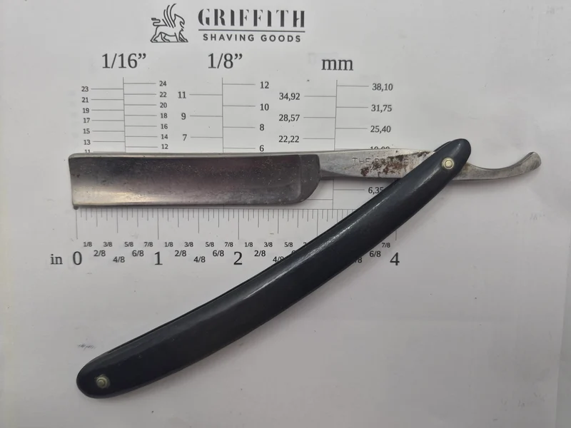 Vintage "The Prince" Razor for Restoration
