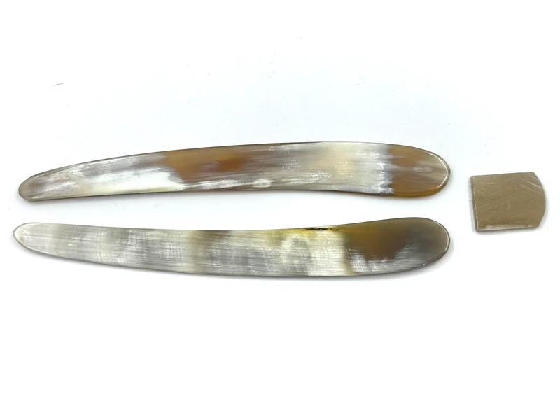 Straight Razor Scales for 5/8-6/8 blades - Blonde with White Cattle Horn - One Pair/Set