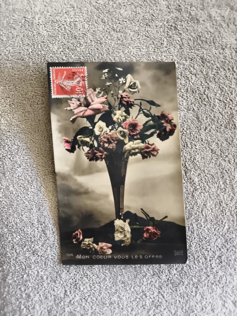 Carte postale fleurs Mon cœur vous les offre CPA timbre rouge