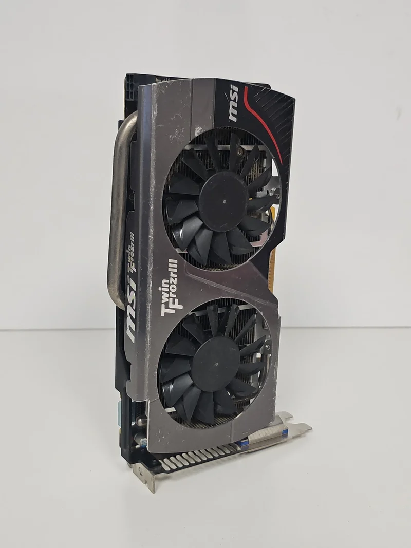 Carte graphique MSI Twin Fusion d'occasion non testée pour PC, vendue en l'état