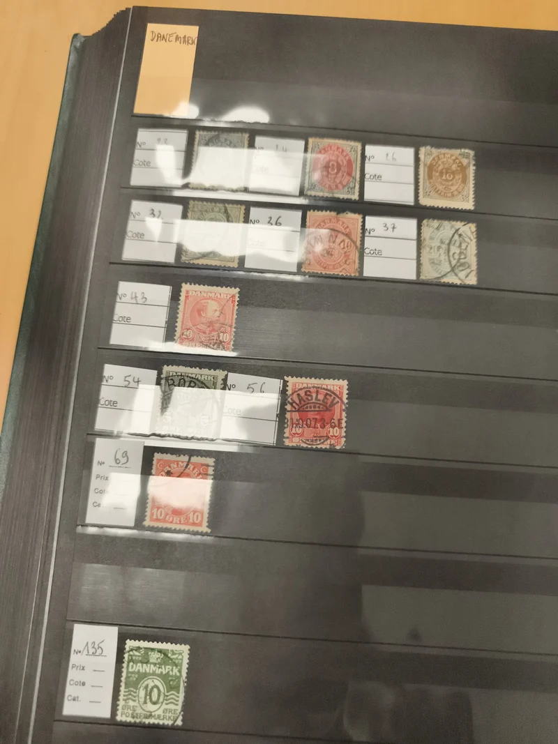 Timbres DANEMARK anciens, lot album philatélie, oblitérés, diverses valeurs