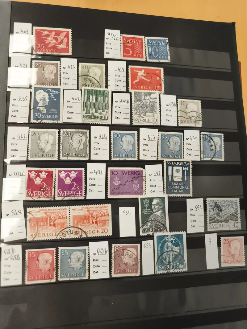 Timbres Suède lot x25, thèmes variés, portraits, animaux, oblitérés et neufs Phi