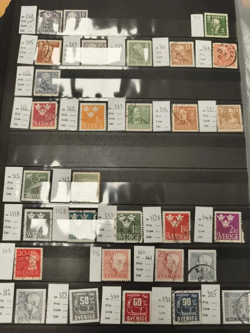 Timbres Suède anciens variés, lots oblitérés et neufs, motifs royaux, philatélie