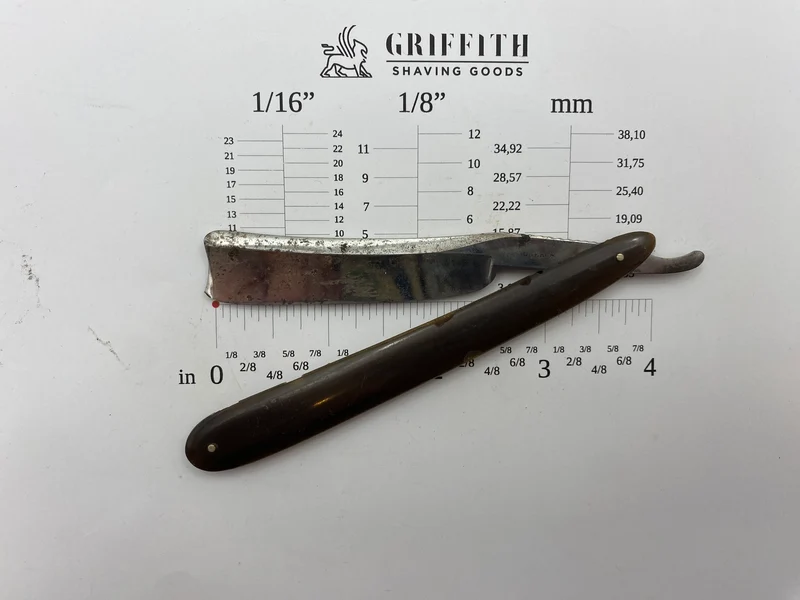 Vintage Goerck? Small Travel or Mustache Razor for Restoration