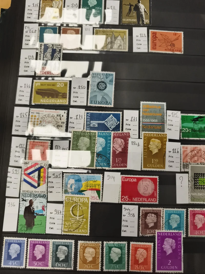 Timbres Pays-Bas lot thématique Europa Gulden oblitérés et neufs philatélie